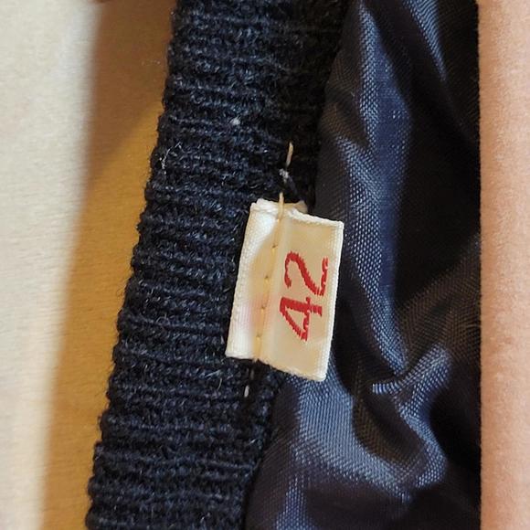 Vintage 1960s Black Embroidered Beaded Lined Wool Cardigan Women Sz 42 EU/XL US - Picture 3 of 11